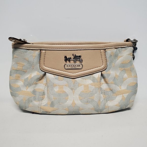 Womens Coach Shoulder Bag - Picture 1 of 8